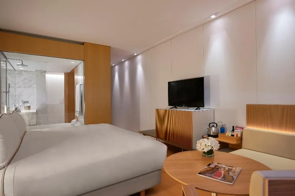 TRIPLE STANDARD Room, Melia Palma Bay, Majorca