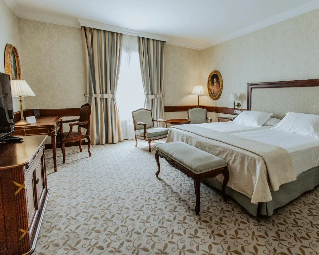 TWIN THREE BEDS Room, Candido, Madrid