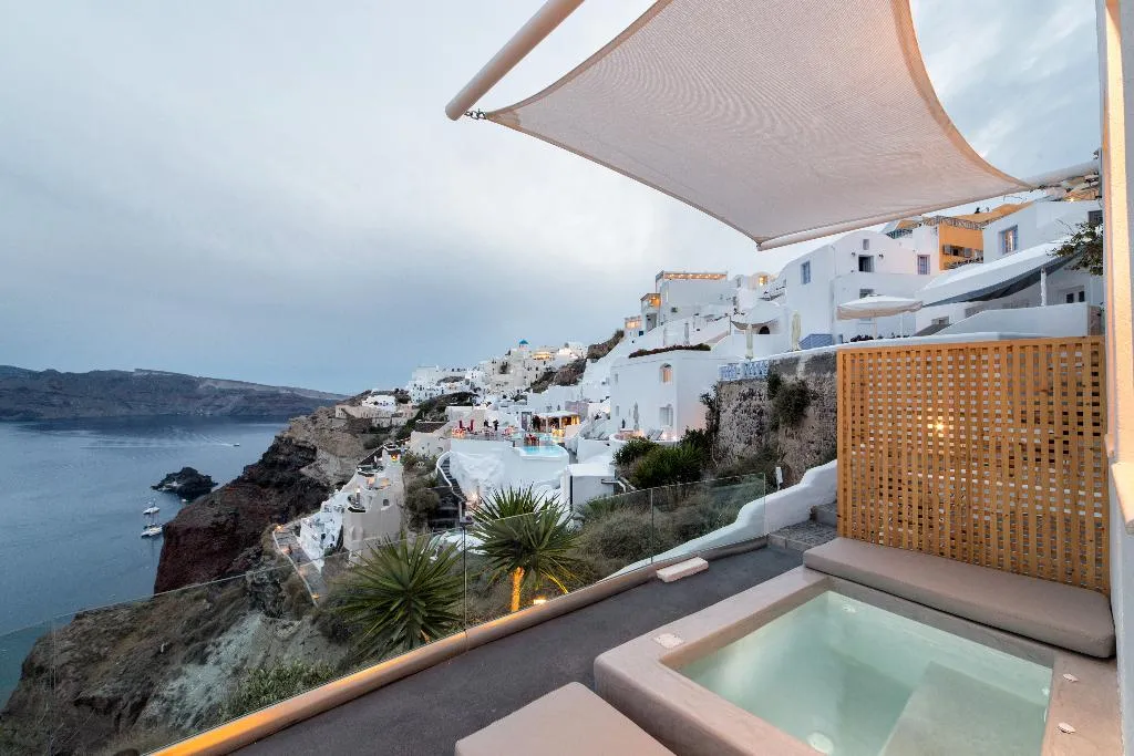 General view, Oia Vista House, Santorini