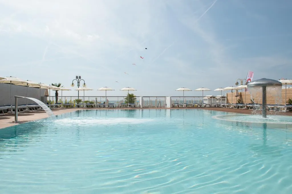 Pool, Hotel Cambridge, Venice