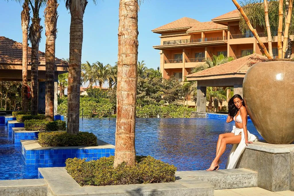 Pool, Dusit Thani LakeView Cairo, Cairo