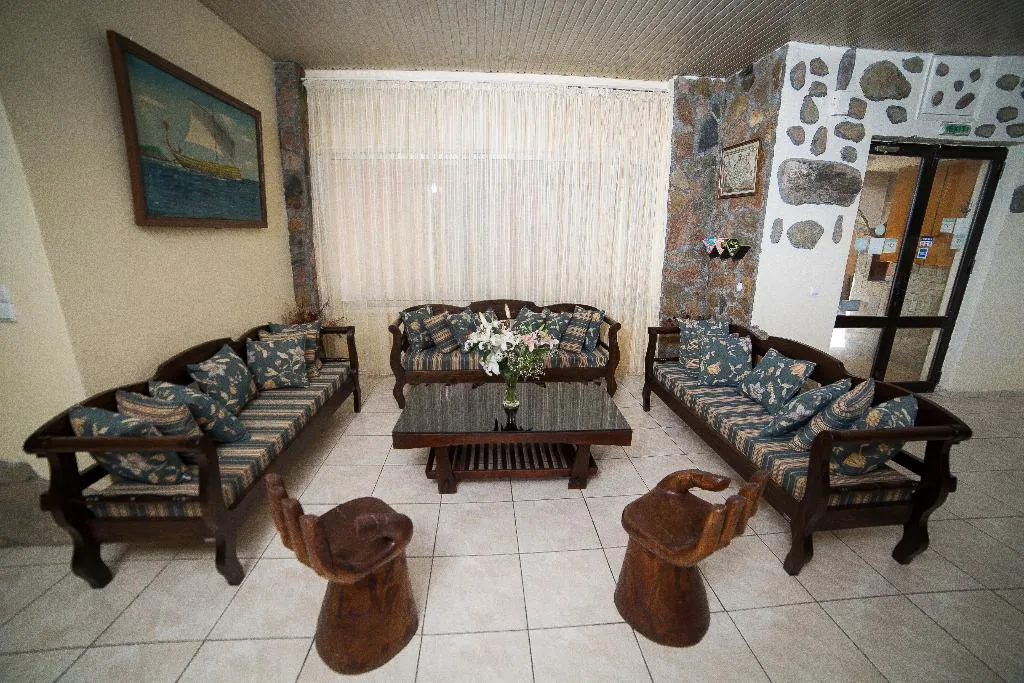 Lobby, Roxani, Crete