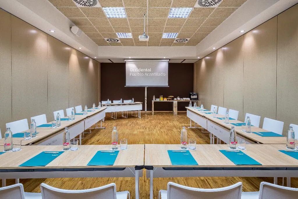 Conferences, Occidental Pueblo Acantilado, Costa Blanca
