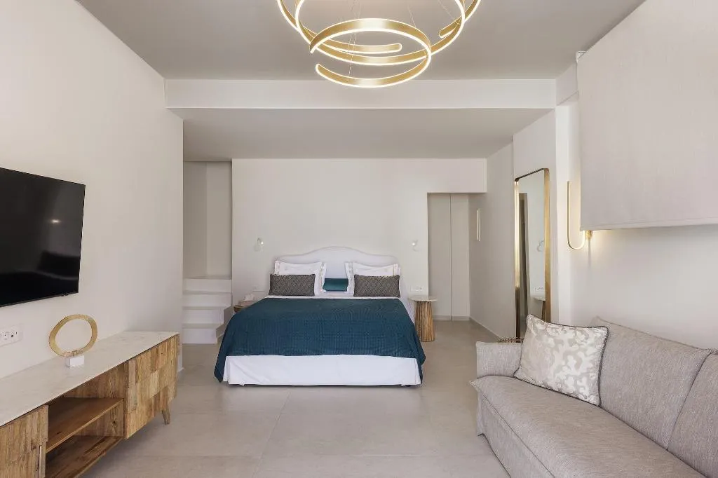 Room, La Madeleine Oia, Santorini