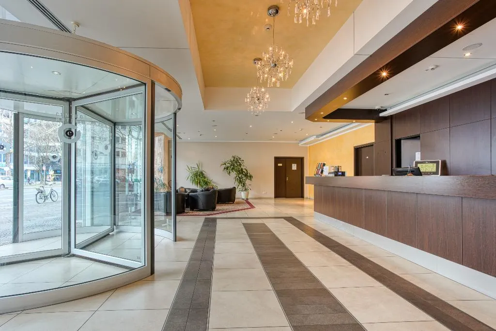 Lobby, Titanic Comfort Kurfuerstendamm, Berlin