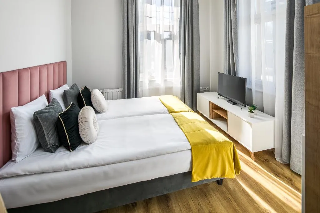 QUADRUPLE DUPLEX SUPERIOR Room, Horizon Park Aparthotel, Krakow