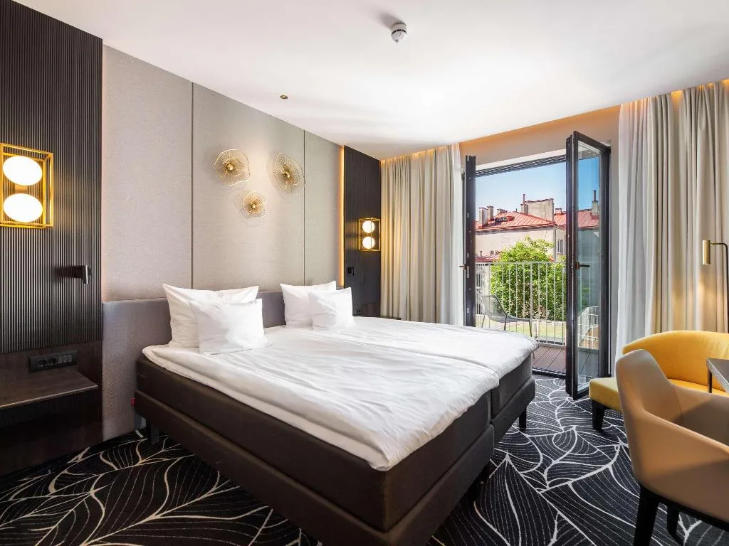 DOUBLE DELUXE WITH BALCONY Room, Movenpick Hotel Tallinn, Tallinn