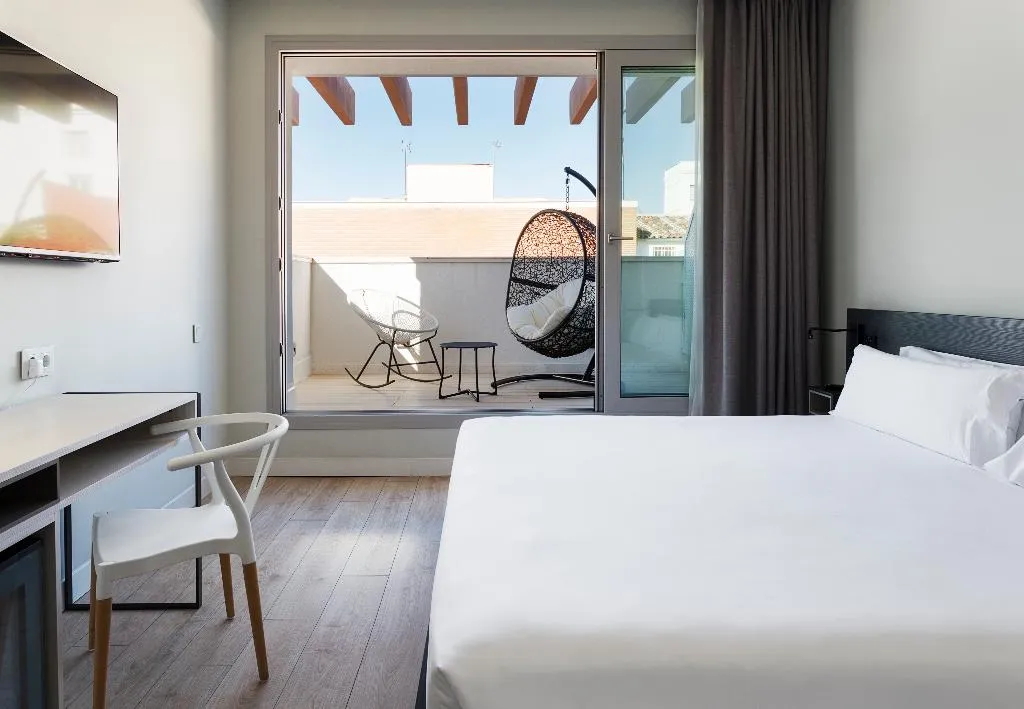 DOUBLE STANDARD Room, B&B Hotel Madrid Centro Puerta del Sol, Madrid