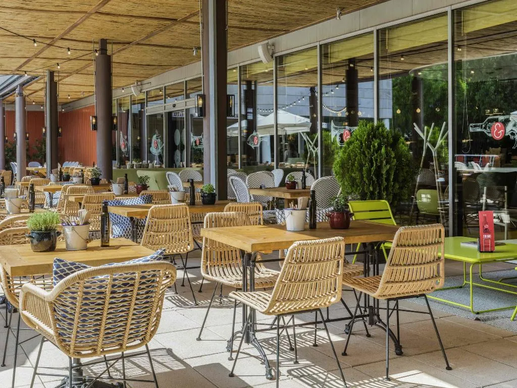 Restaurant, Novotel Barcelona Cornella, Barcelona