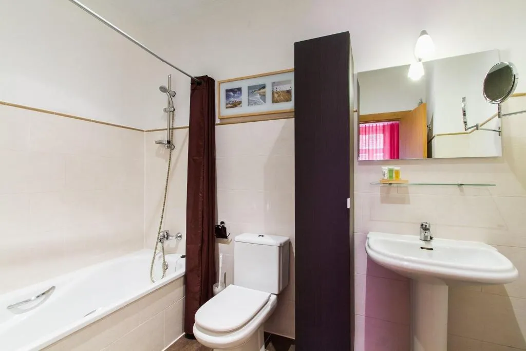 Room, Living Valencia Apartments-Edificio Merced, Valencia