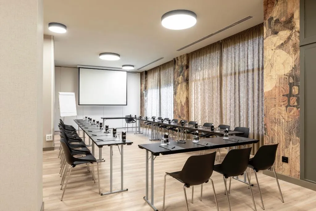 Conferences, Acta Piramides, Madrid