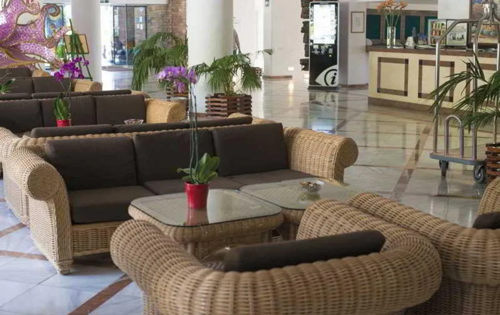Lobby, Fergus Puerto de la Cruz, Tenerife