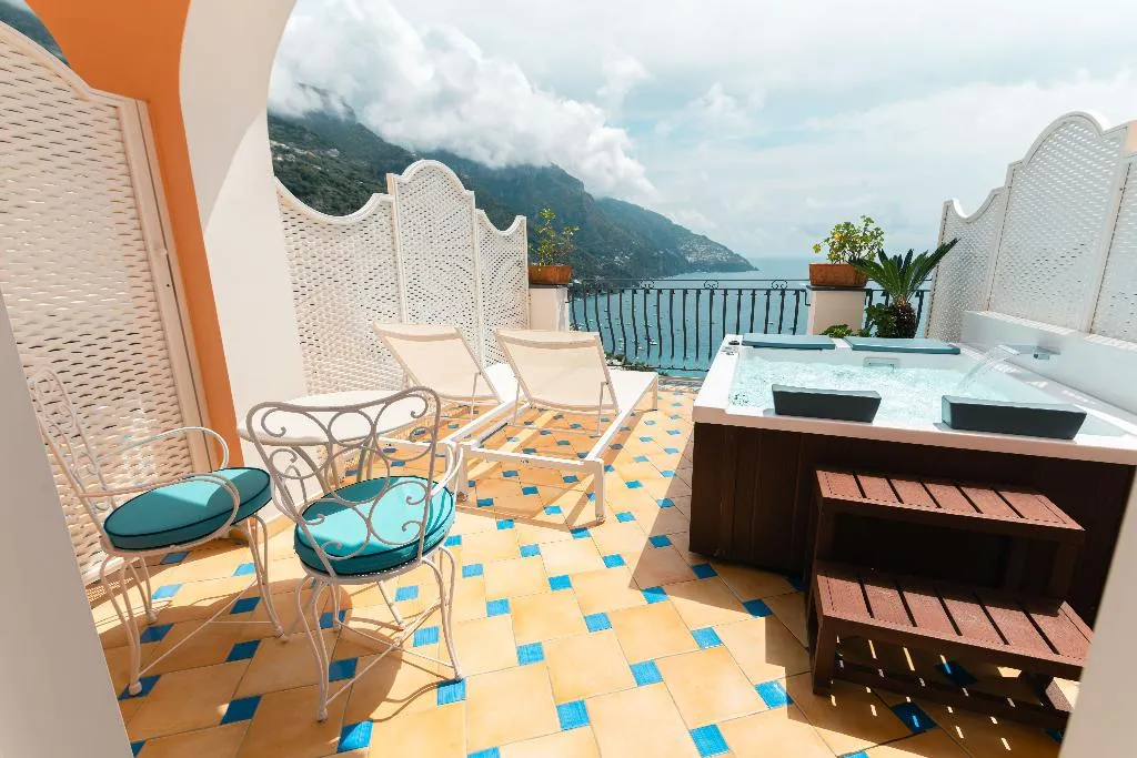 DOUBLE WITH JACUZZI WITH VIEWS Room, Hotel Conca D'Oro, Naples