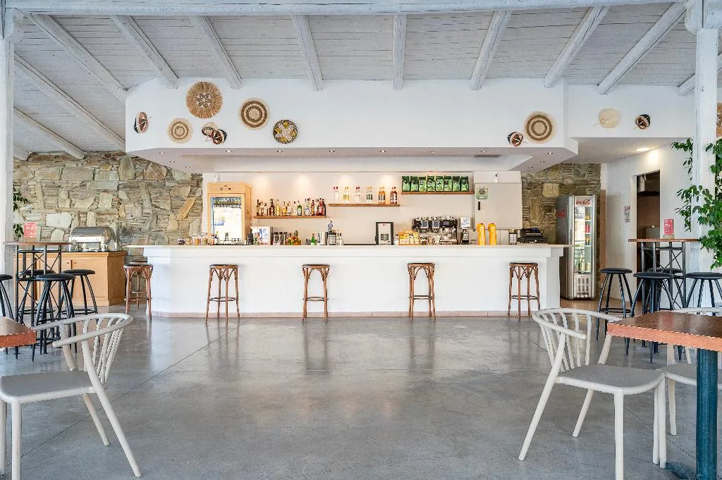 Bar, Athina Palace, Crete