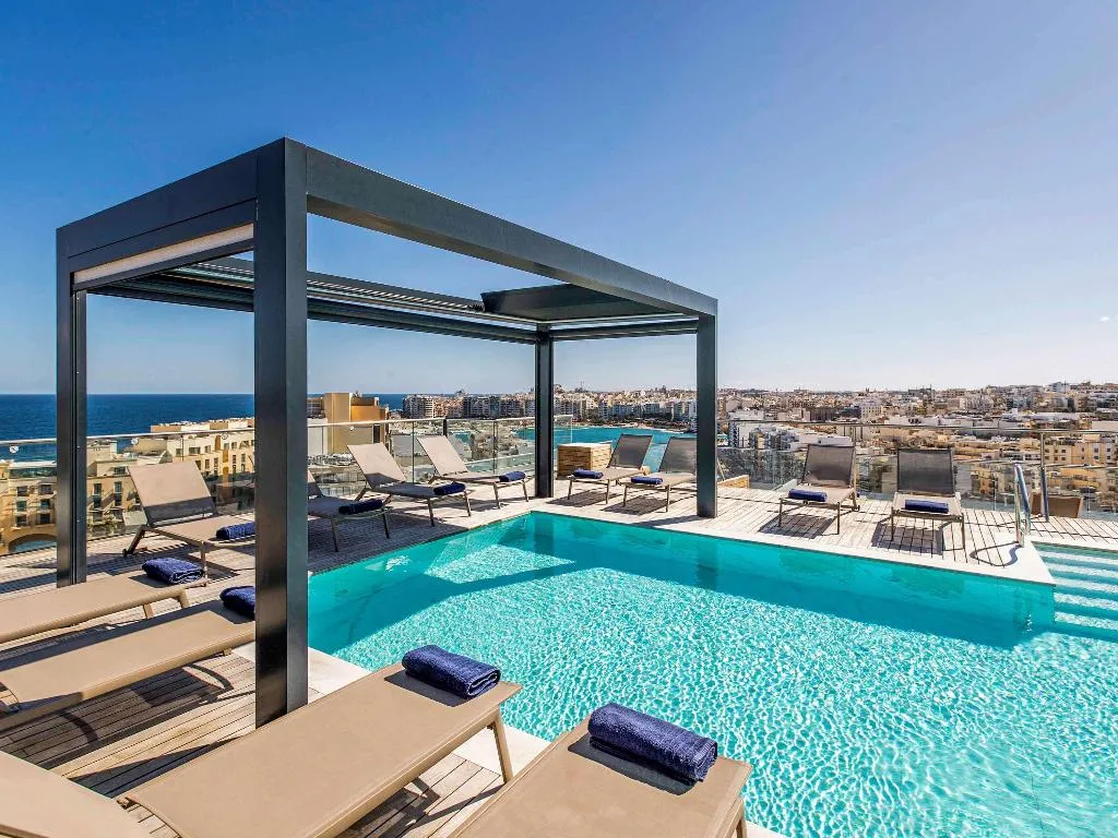 Pool, Mercure St. Julian's Malta, Malta