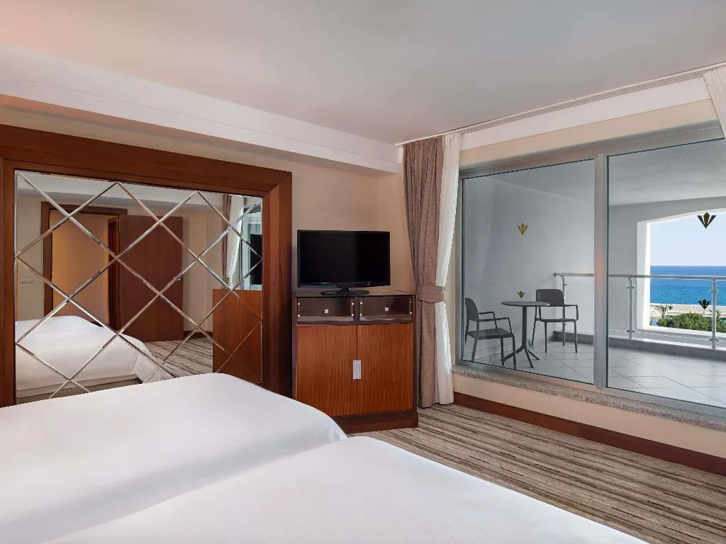 SUITE STANDARD Room, Rixos Sungate Land of Legend Theme Park FreeAcces, Antalya