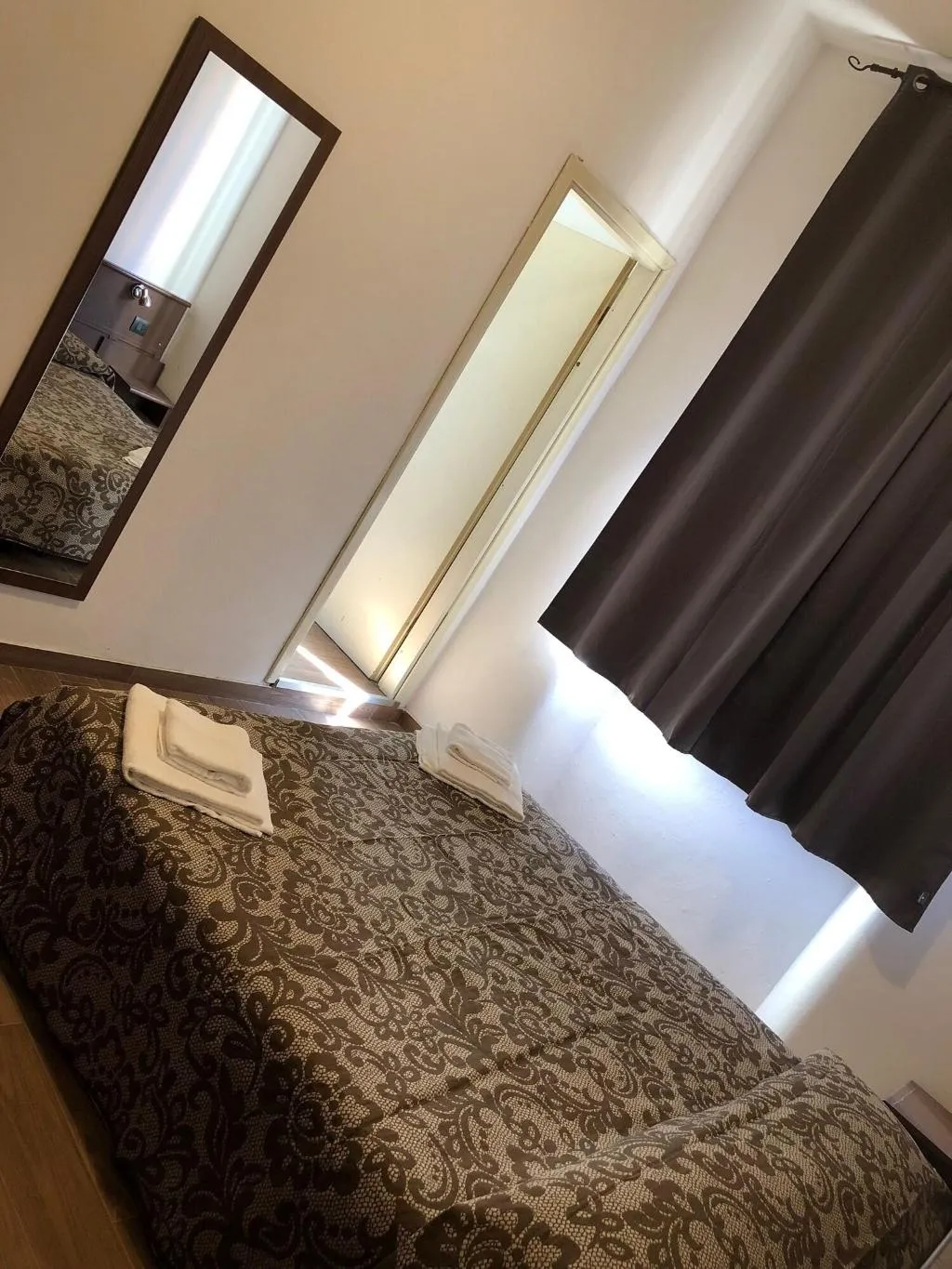 Room, Hotel Corvetto, Milan