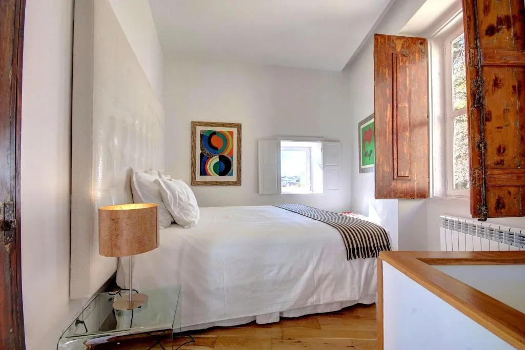 Room, Solar Dos Mouros, Lisbon