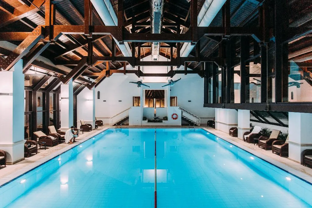 Pool, Pine Cliffs Hotel, a Luxury Collection Resort, Algarve