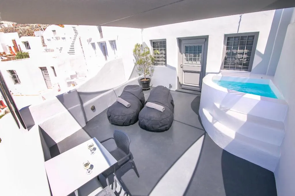 Room, Theodora Suites - Adults Only, Santorini