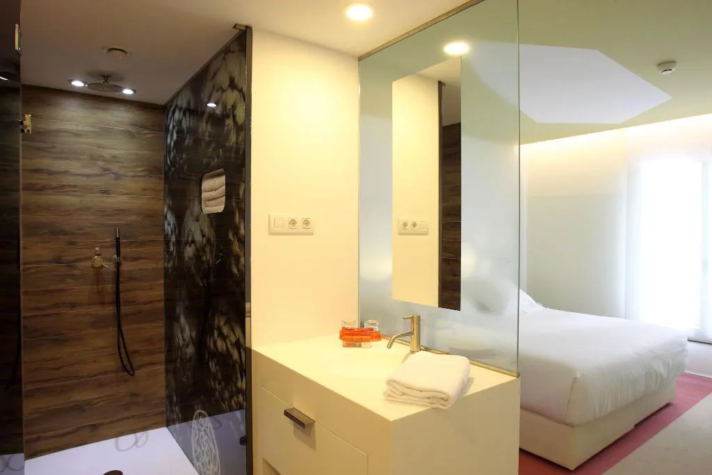 DOUBLE DELUXE Room, Room Mate Pau, Barcelona, Barcelona