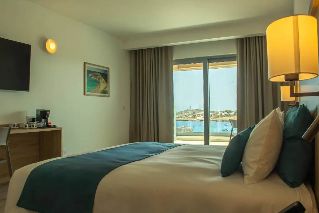 SINGLE COMFORT Room, The Ramla Bay Resort, Malta
