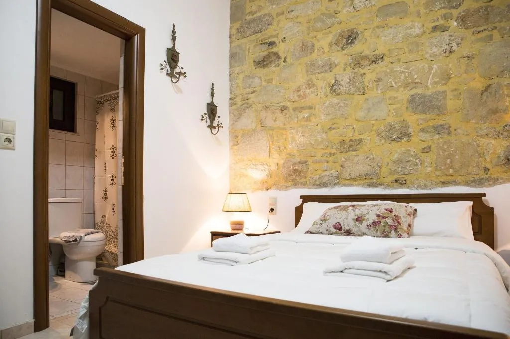 Room, Agarathos, Crete