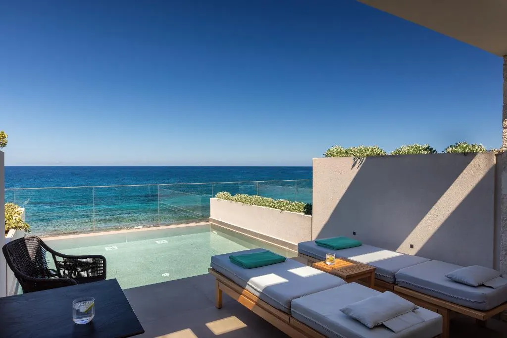SUITE SEA VIEW WITH PRIVATE POOL Room, Castello Boutique Suites By The Sea, Crete