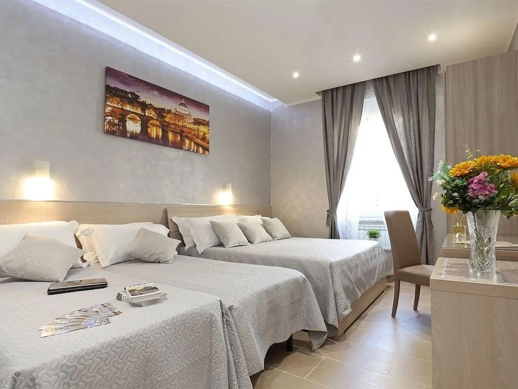 Room, Adorasuite 2, Naples