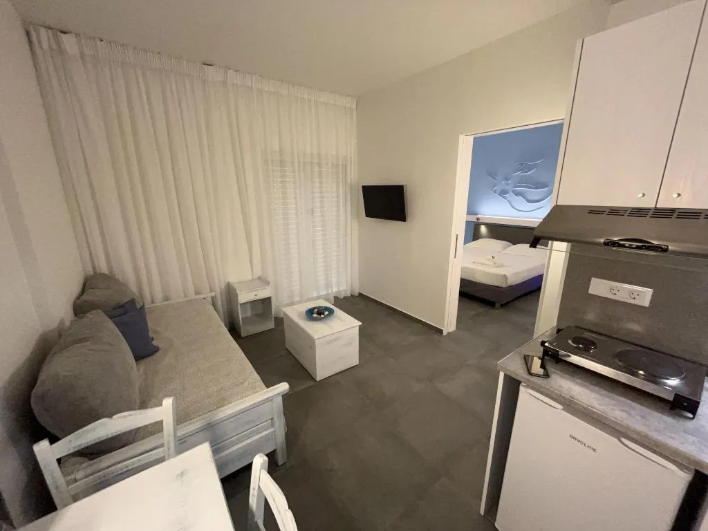 Room, Niriides Hotel, Crete