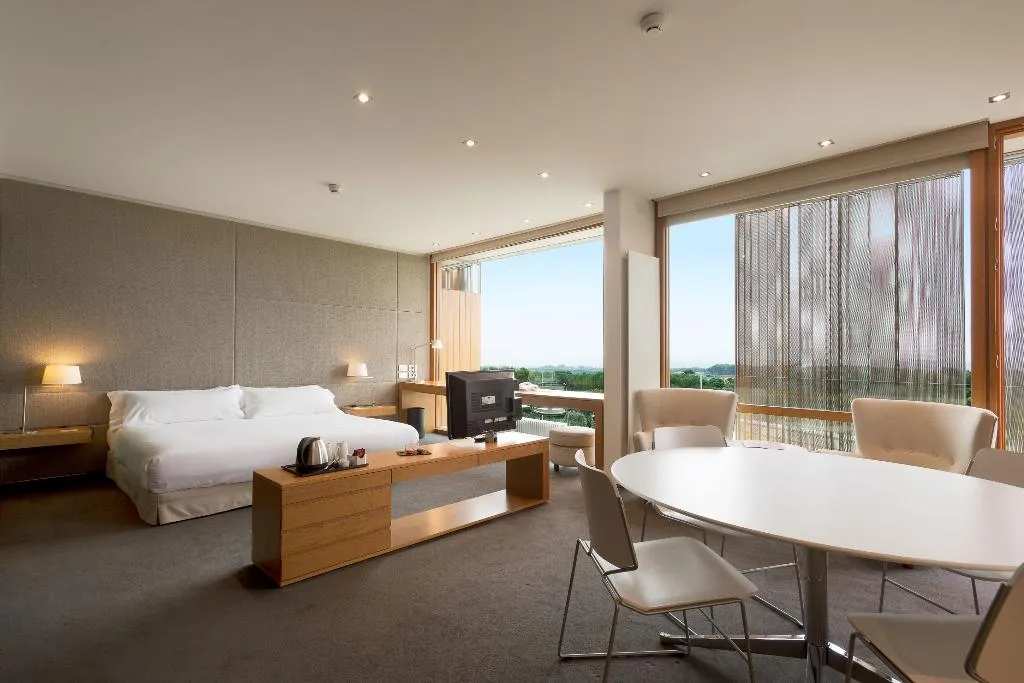 SINGLE DELUXE SUPERIOR Room, La Mola & Conference Center, Barcelona