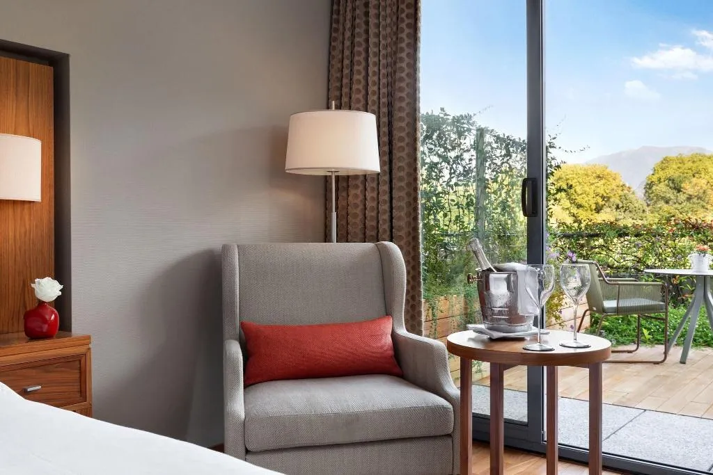 DOUBLE DELUXE WITH TERRACE Room, Sheraton Lake Como, Milan