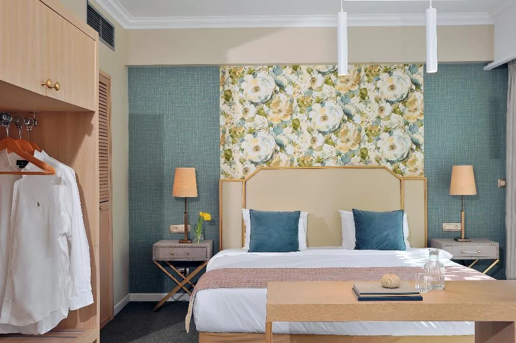 DOUBLE CAPACITY 3 Room, Airotel Stratos Vassilikos, Athens