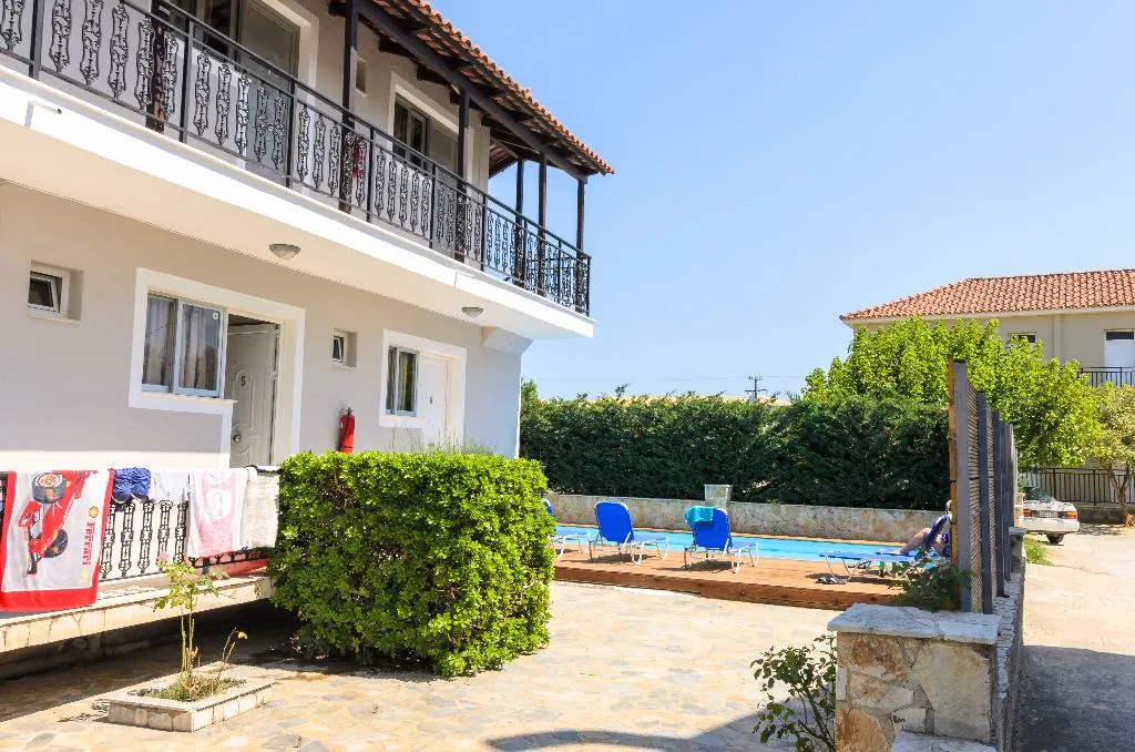 Pool, Karras Livin, Zante