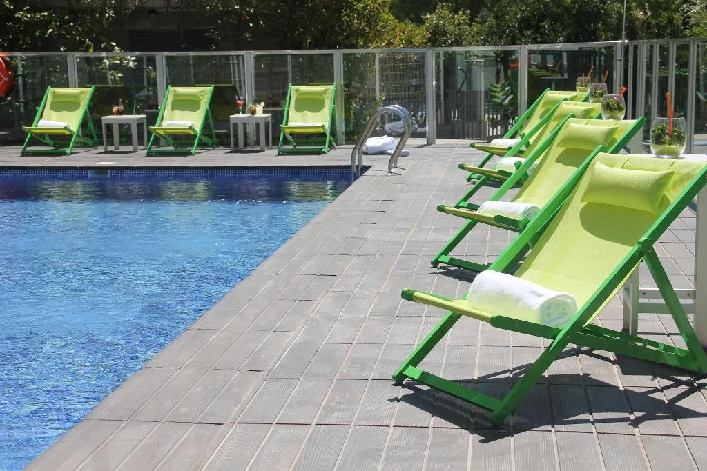 Pool, Primus Valencia, Valencia