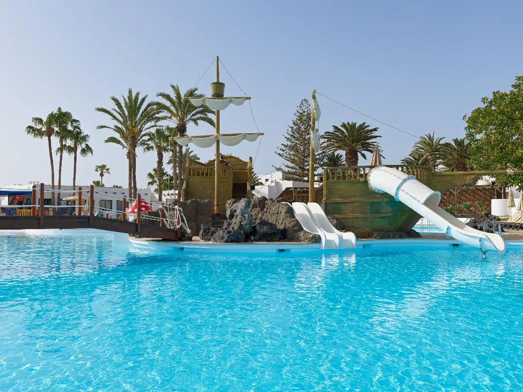 Pool, H10 Suites Lanzarote Gardens, Lanzarote