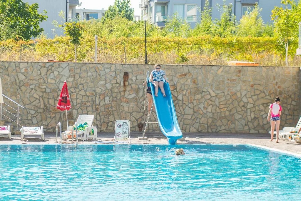 Pool, Clara Aparthotel & Residence, Bourgas