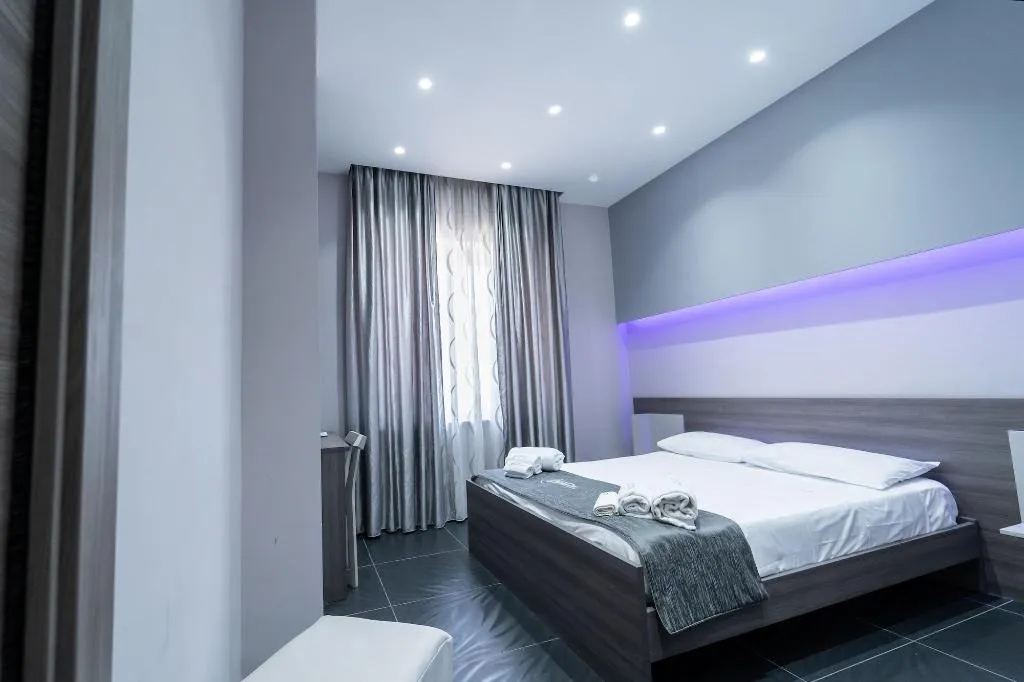 DOUBLE STANDARD Room, Al Campanile H. Napoli Centro, Naples