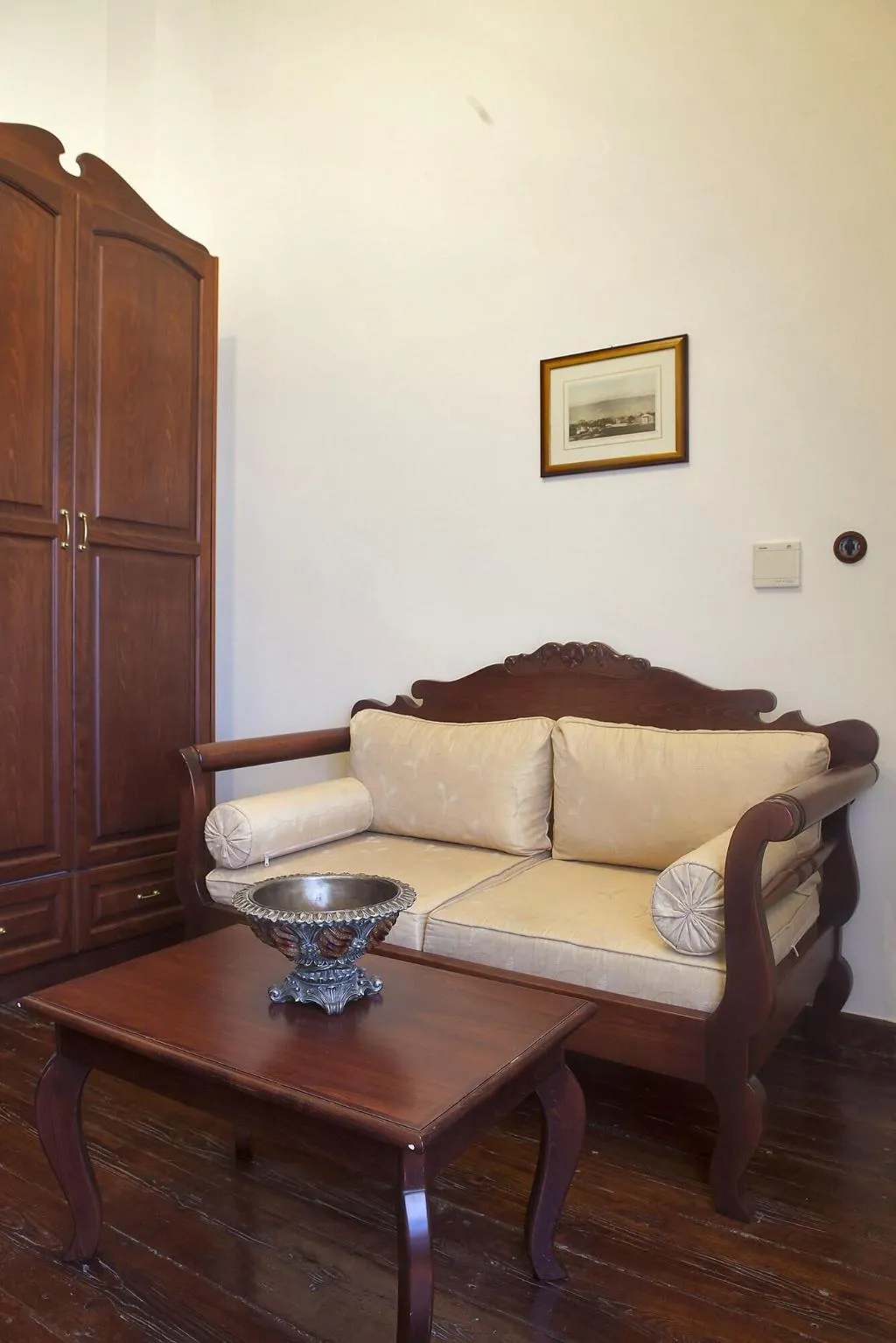 Room, Vilelmine, Crete