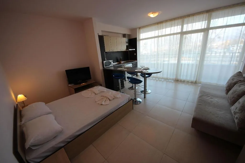 Room, Menada Grand Kamelia Apartments, Bourgas