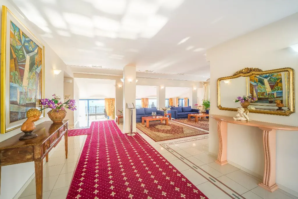 Lobby, Grande Mare Hotel & Wellness, Corfu
