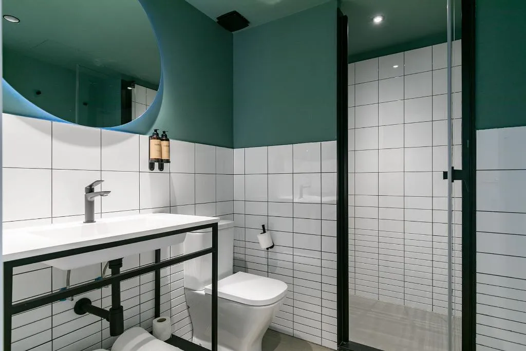 APARTMENT TWO BEDROOMS WITH TERRACE Room, Holiday Rentals Los Salados, Seville