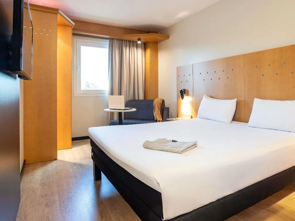 DOUBLE STANDARD Room, Ibis Madrid Alcala H Garena, Madrid