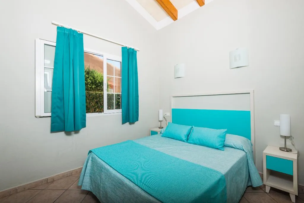 Room, Maribel Villas, Menorca