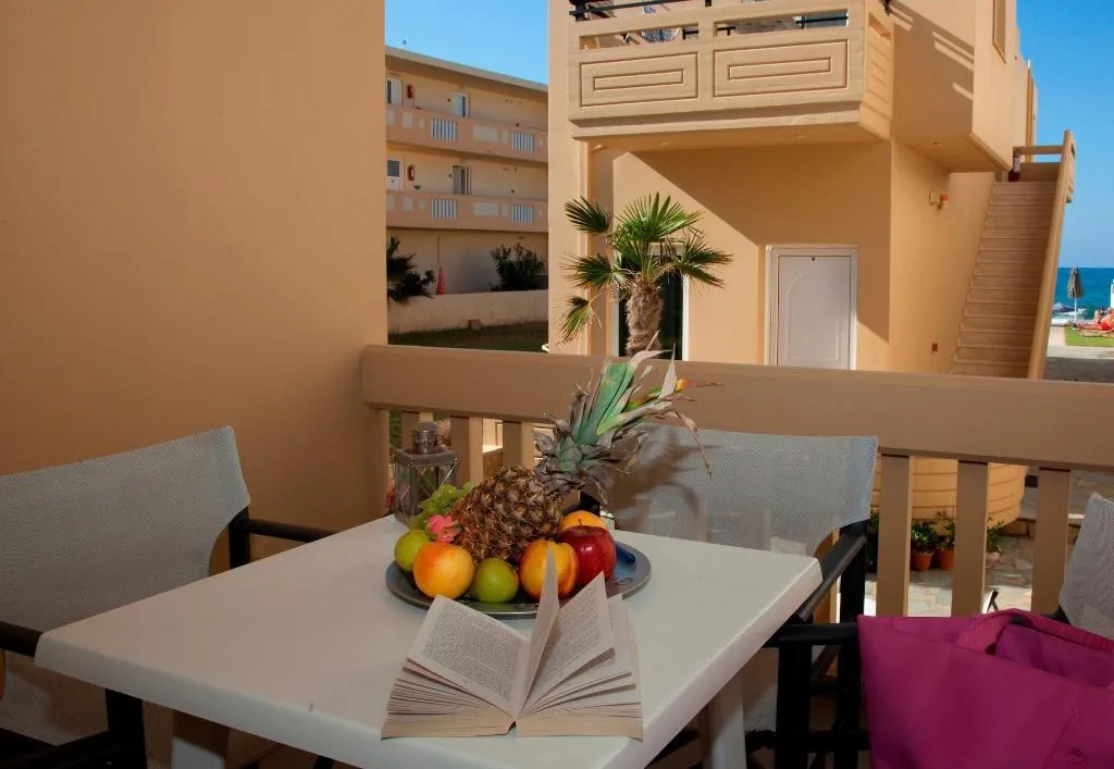 Room, Ermis Suites, Crete