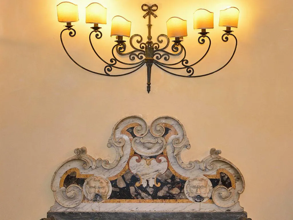 Lobby, Hellenia Yachting, Catania