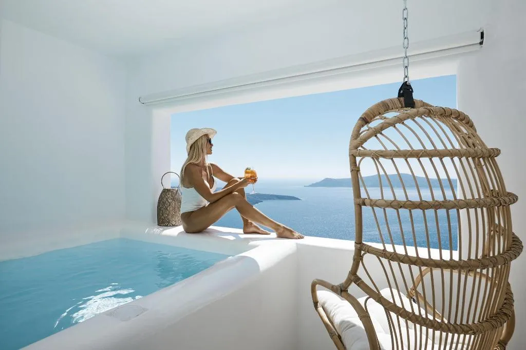 SUITE HONEYMOON Room, You And Me Suites, Santorini