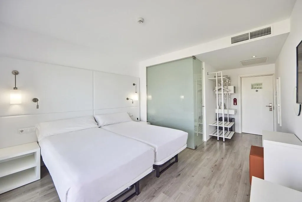 TWIN STANDARD Room, Astoria Playa, Majorca
