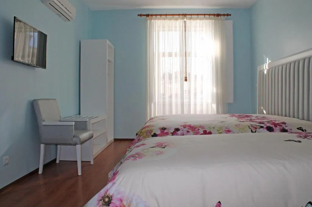 Room, Grande Oceano Guest House, Porto