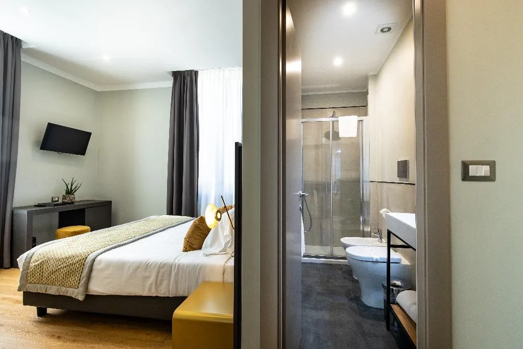 Double or Twin PREMIUM Room, The Cross, Rome